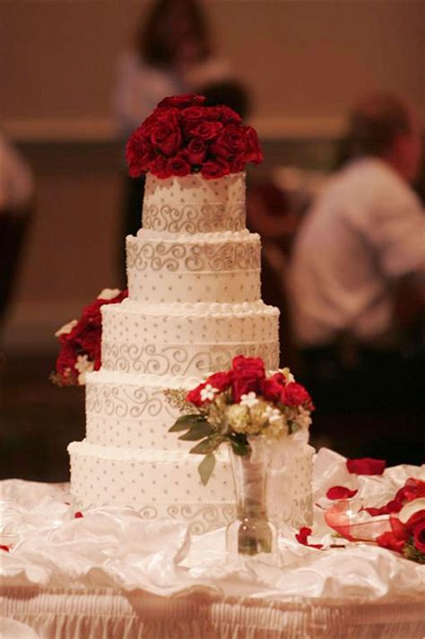 harris-teeter-wedding-cakes-6 Fantasy Wedding, Rose Wedding, Wedding Cakes, Harris Teeter ...