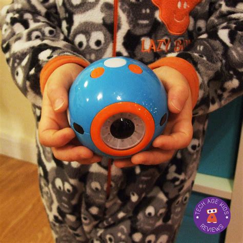 My First Real Robot - Dash & Dot Review | Tech Age Kids | Technology for Children