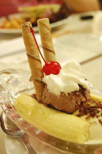 Hainan Kitchen Restaurant | Banana split for dessert... | Flickr
