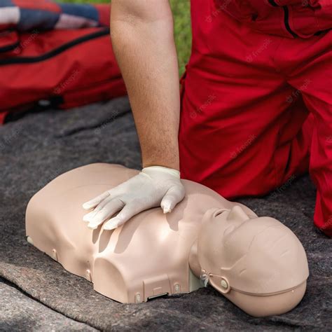 Premium Photo | Cpr training outdoors reanimation procedure on cpr doll