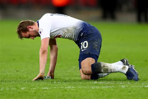 Harry Kane Out Until March With Ankle Ligament Injury | BenchWarmers