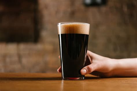 The 16 Best Dark Beers To Enjoy This Winter - Next Luxury