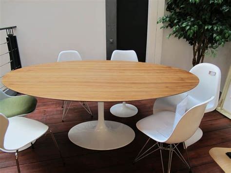 Eero Saarinen Style Tulip Table - Oval (Wood) Saarinen Table, Eero Saarinen, Masterton, Tulip ...
