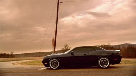 Attempting to find a spoiler... | Dodge Challenger Forum