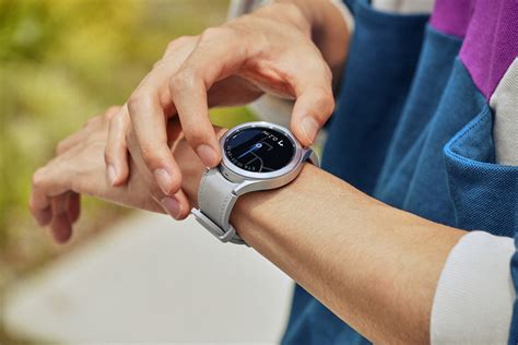 Deal: Die Samsung Galaxy Watch4 Classic mit EKG und Blutdruckmessung ...