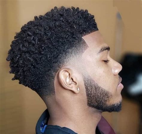 Haircut Taper Fade Black Male / Afro Taper Fade Haircut | Men's ...