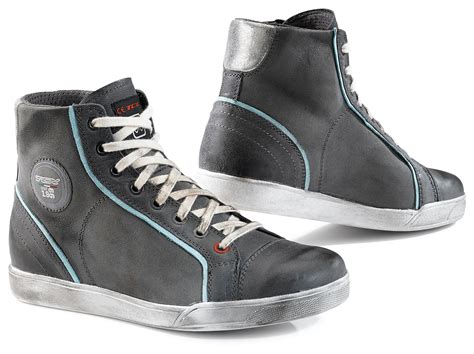 Motorcycle Boots & Riding Shoes | Men & Women - Cycle Gear