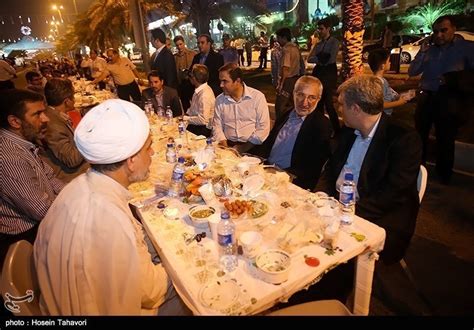 Photos: 3000-Meter Iftar Table Set Up in Iran’s Kish Island - Photo news - Tasnim News Agency