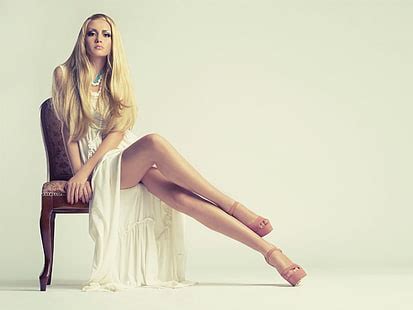 Online crop | HD wallpaper: woman's blonde hair, Girl, Model, Room, Feet, Erotic, Kayden Kross ...