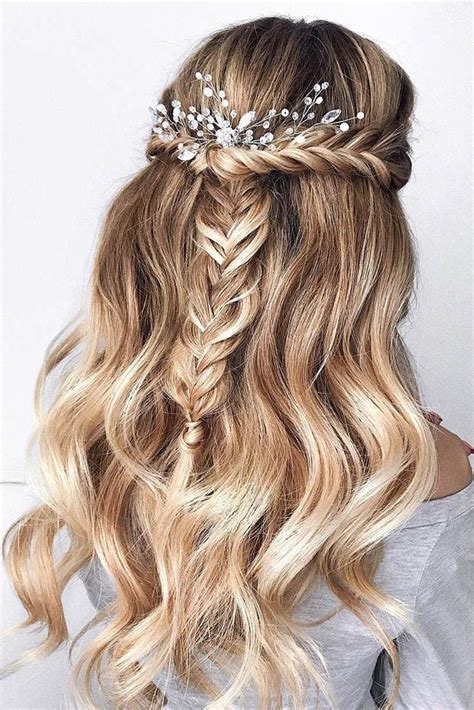 18+ Fantastic Braided Half Up Down Wedding Hairstyles