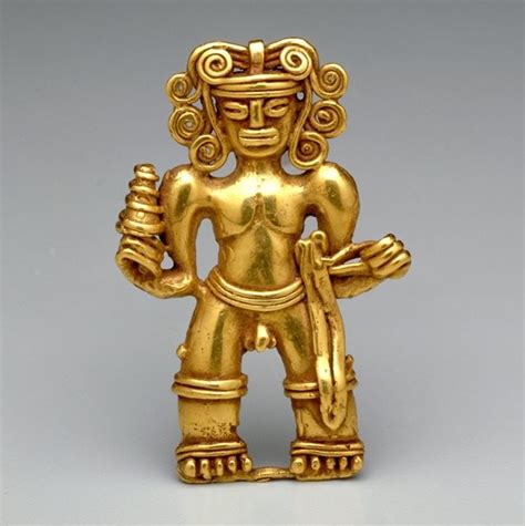 Pre-Columbian gold pendant from Guaymí culture. 8th - 15th century AD, found near modern day ...