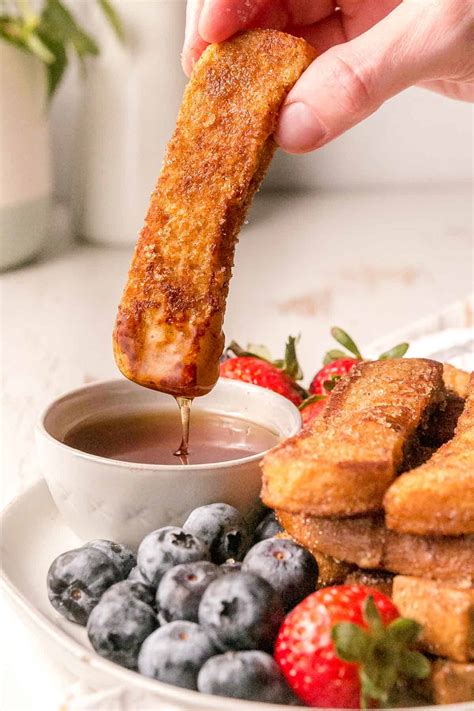 Gluten-Free French Toast Sticks with Cinnamon Sugar » Freezer Friendly!