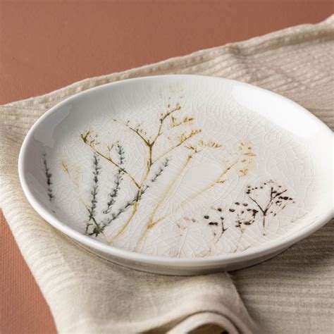 Pressed Floral Plate in 2022 | Floral plates, Plates, Ceramic platters