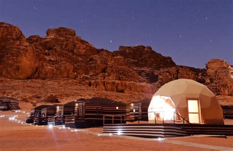 Glamping in a Martian Bubble Tent in Wadi Rum, Jordan - Tourist Israel