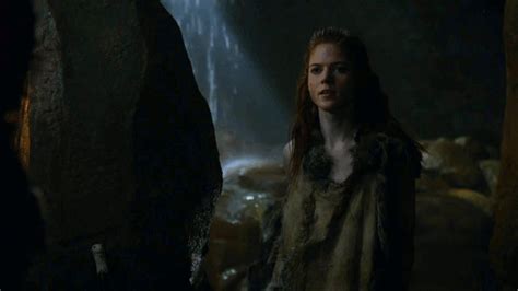Jon Snow and Ygritte Sex Scene on Game of Thrones | POPSUGAR Love & Sex Photo 2