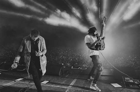 Kasabian Confirm Enormous Hometown Show | Live | Clash Magazine