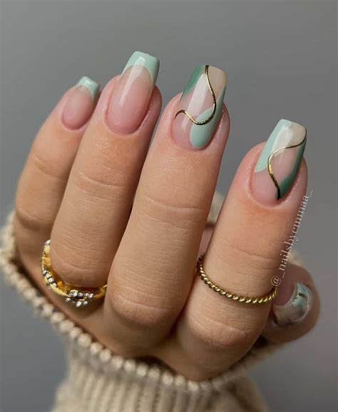 19+ Gorgeous Sage Green Nails To Inspire Your Next Mani [2024]