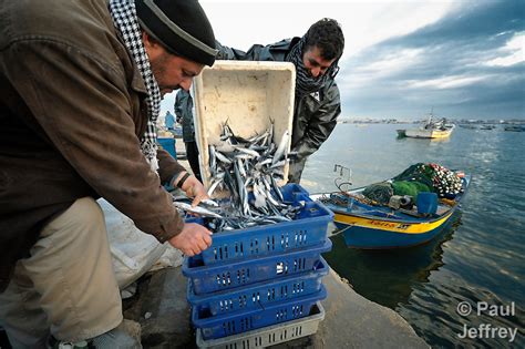 Fishing in Gaza | KairosPhotos - Images by Paul Jeffrey