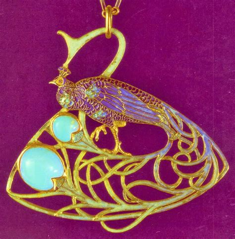 Art Nouveau artists - Lalique Jewelry. Pendants ~ Blog of an Art Admirer