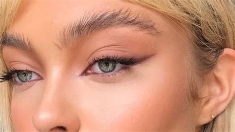 Feral Brows Are The Bushy Beauty Trend That's Set To Be Big This Summer | Glamour UK