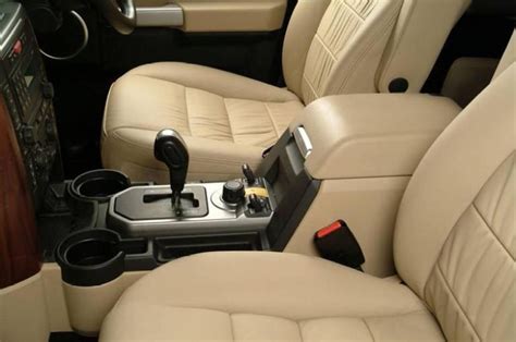 Land Rover LR3 Interior Revealed Pictures, Photos, Wallpapers. | Top Speed