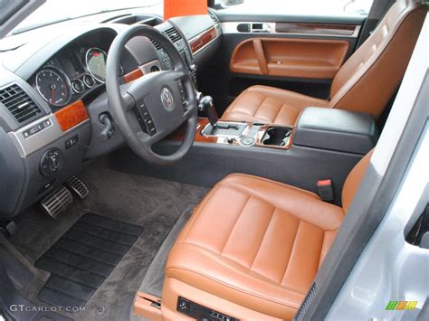 2004 Volkswagen Touareg V8 interior Photo #80140383 | GTCarLot.com