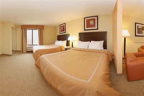 Comfort Suites South Bend near Casino South Bend | Bookonline.com