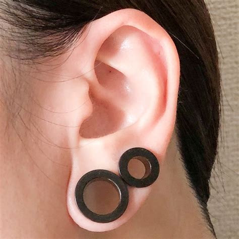 double gauged ear | Earings piercings, Types of ear piercings, Ear ...