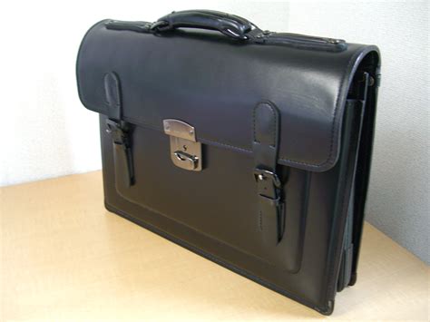 File:Japanese school bag.jpg - Wikimedia Commons