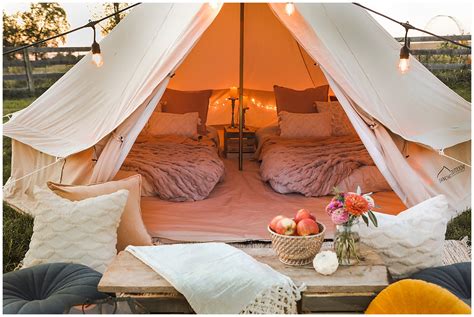 Camping in the backyard & ideas for glamping