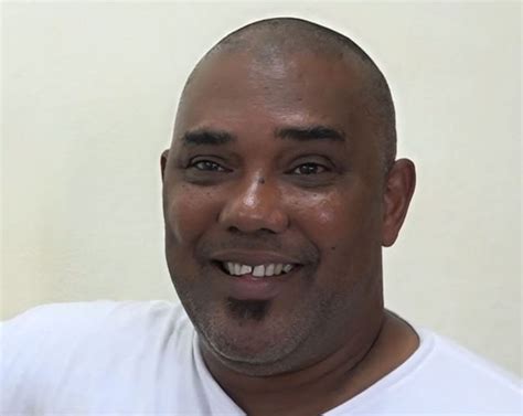Cuban dissident Ángel Moya Acosta arrested, charged with ‘illegal economic activity’ – Babalú Blog
