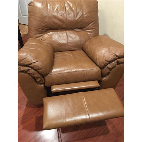 Raymour & Flanigan Honey Brown Leather Recliner - AptDeco