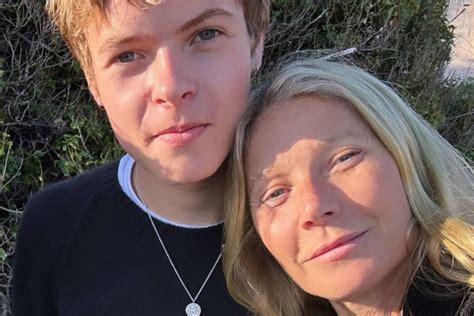 Gwyneth Paltrow Shares Sweet Moment with Son Moses, 17, as the Two Pose ...