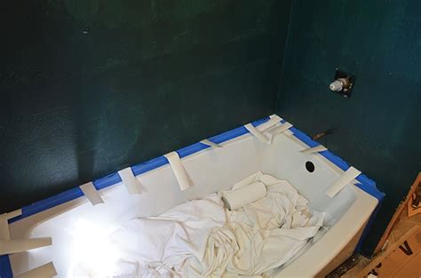 An Overview of an Acrylic Tub Installation - Extreme How To