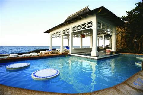 Trips with Angie Blog : Review: Couples Tower Isle Jamaica