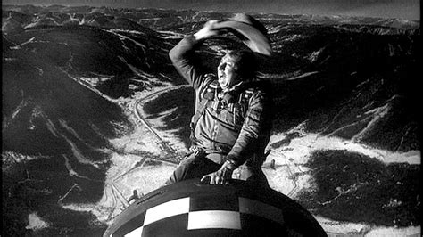 Slim Pickens rides the nuke. Dr. Strangelove by Stanley Kubrick. | Peliculas divertidas, Fotos ...