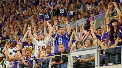 'Vikings SKOL Chant' Stirs Emotion in Locker Room & Iceland