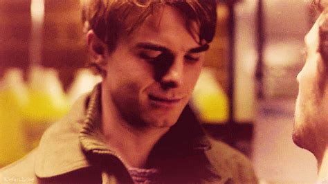 kol gifs Page 11 | WiffleGif