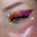 40+ Gorgeous Holiday Makeup Ideas : Dusk Stars