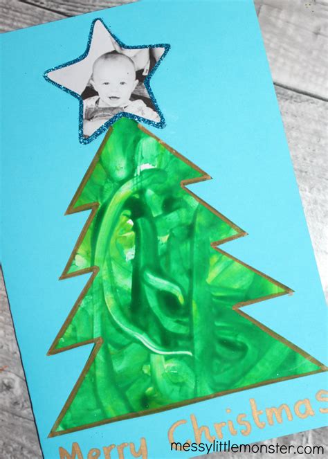 Adorable Christmas Tree Craft for Babies First Christmas - Messy Little ...