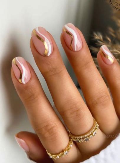 Wavy Pink - Gold Nails Pictures, Photos, and Images for Facebook, Tumblr, Pinterest, and Twitter