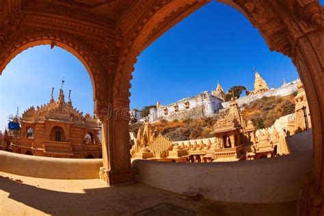 Jain Temples of Shatrunjaya Hill Stock Photo - Image of asia ...