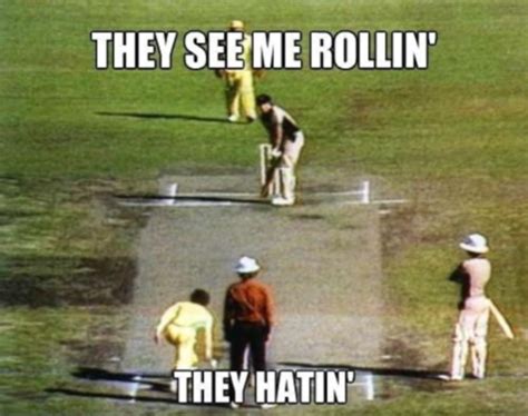 10 Funny Cricket Memes That Will Beat Any Baad Time