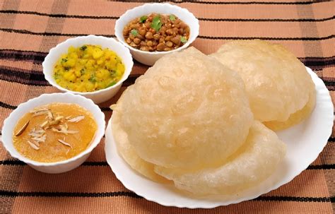 Halwa Puri Recipe Food Of Pakistan - vrogue.co