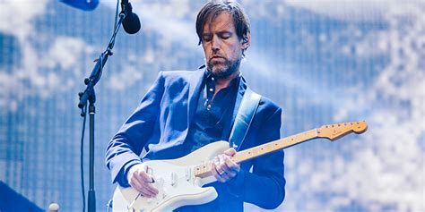 Radiohead’s Ed O’Brien Announces Signature Guitar | Pitchfork