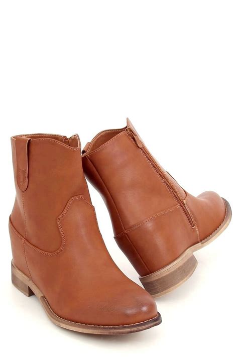 Buskin boots model 170645 Inello Women`s Ankle Boots & Booties Wholesale Clothing Matterhorn