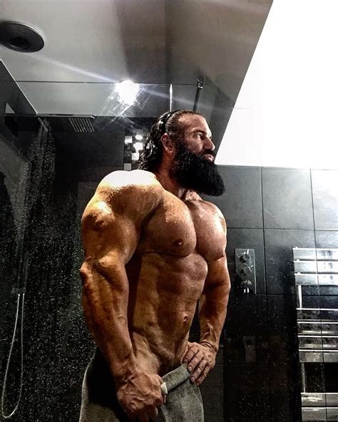 Musculos, Roids y Osos | The Beard Experience | Muscle men, Sexy men ...