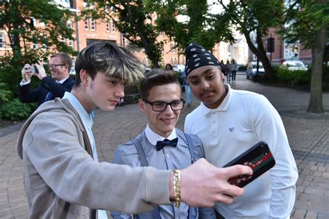 Boulevard Academy Hull prom 2018 in photos as students celebrate their last days at school ...