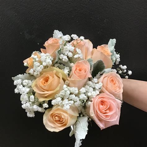 Peach roses bridal bouquet in Oakland, CA | From the Heart Florist