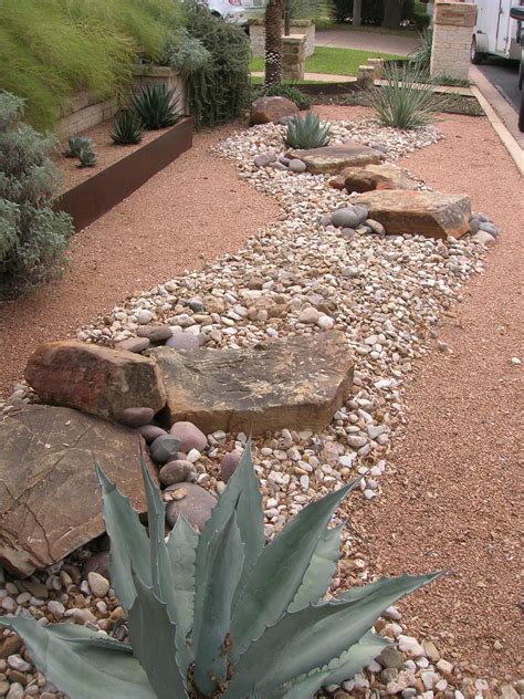 Landscaping Pictures Of Texas Xeriscape Gardens And Much More Here In Austin | Design My Yar ...